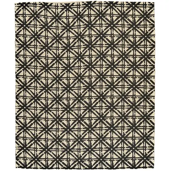 Beige And Gray Floral Hand Woven Area Rug Photo 3