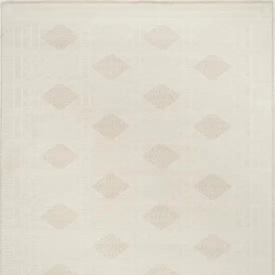 Beige And Ivory Geometric Area Rug Photo 4