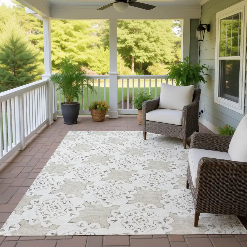 Beige And Ivory Quatrefoil Washable Indoor Outdoor Area Rug Photo 9