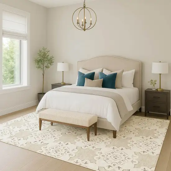 Beige And Ivory Quatrefoil Washable Indoor Outdoor Area Rug Photo 8