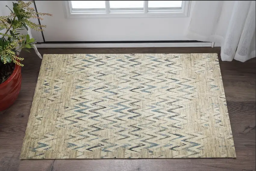 Ivory Chevron Area Rug Photo 1