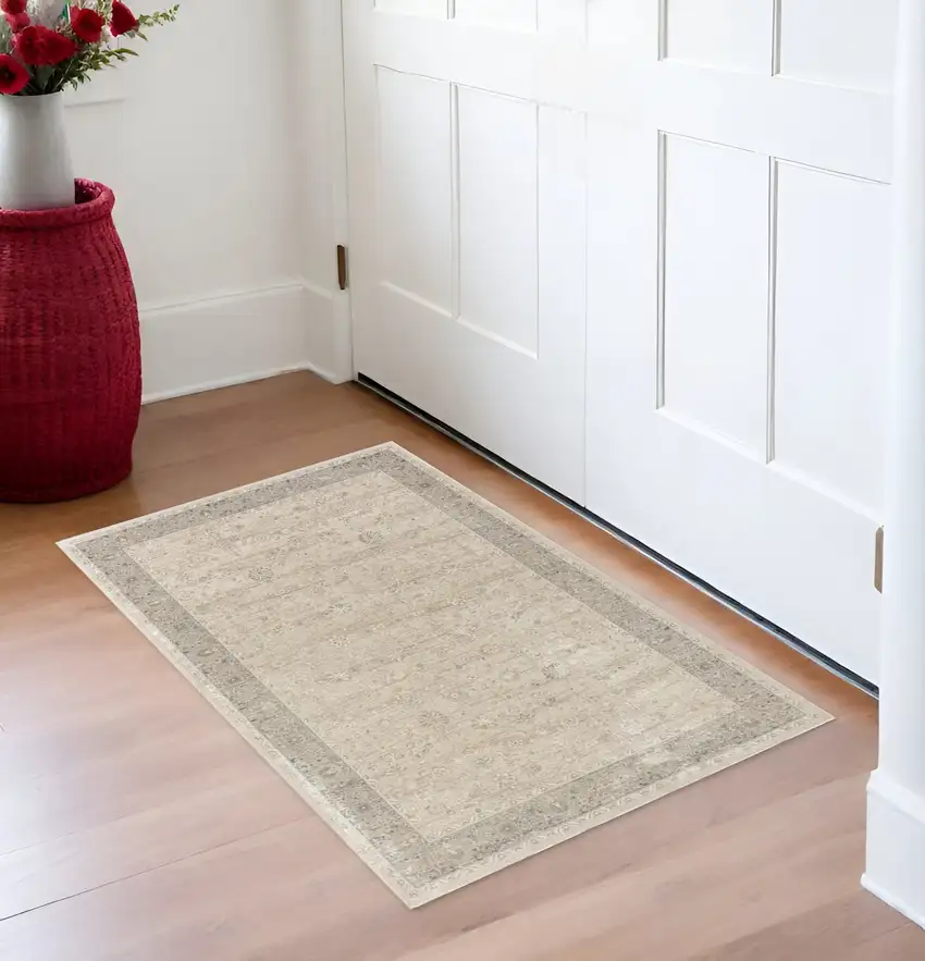 Beige Floral Area Rug Photo 1
