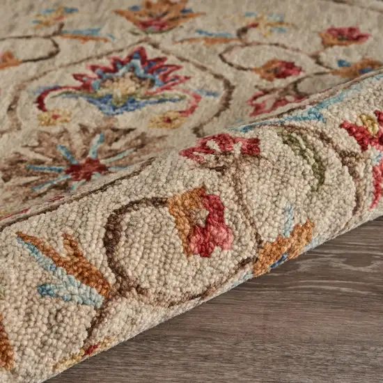 Beige Floral Medallion Area Rug Photo 6