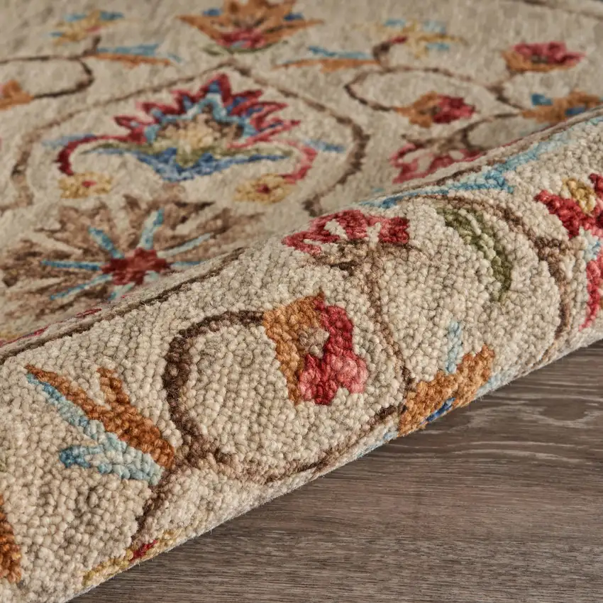 Beige Floral Medallion Area Rug Photo 6