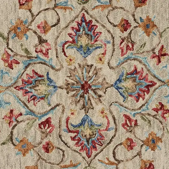 Beige Floral Medallion Area Rug Photo 2