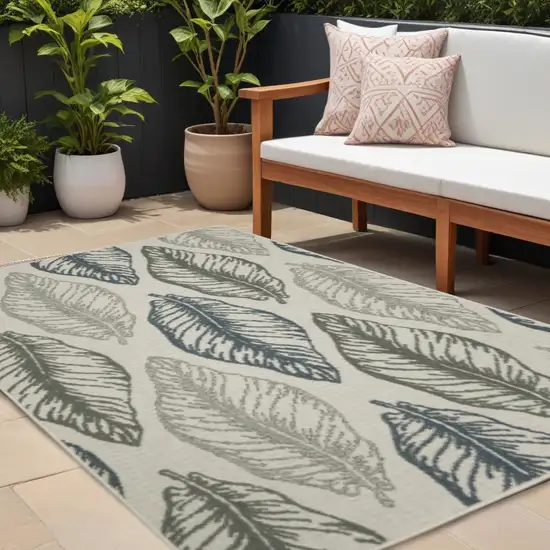 Beige Floral Stain Resistant Indoor Outdoor Area Rug Photo 1