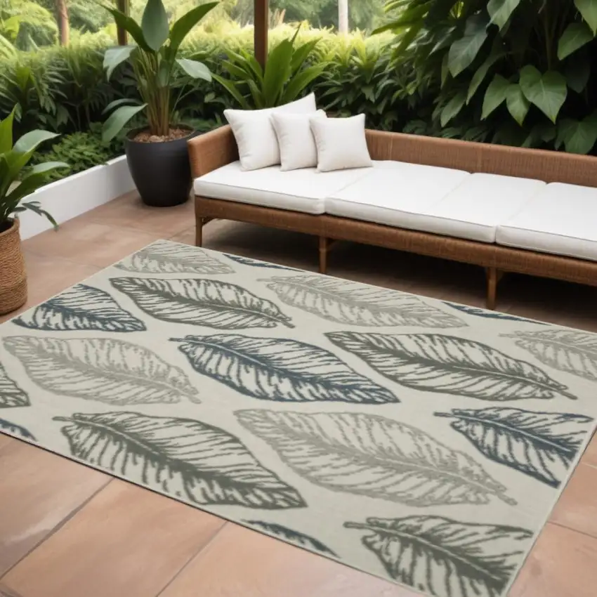 Beige Floral Stain Resistant Indoor Outdoor Area Rug Photo 1