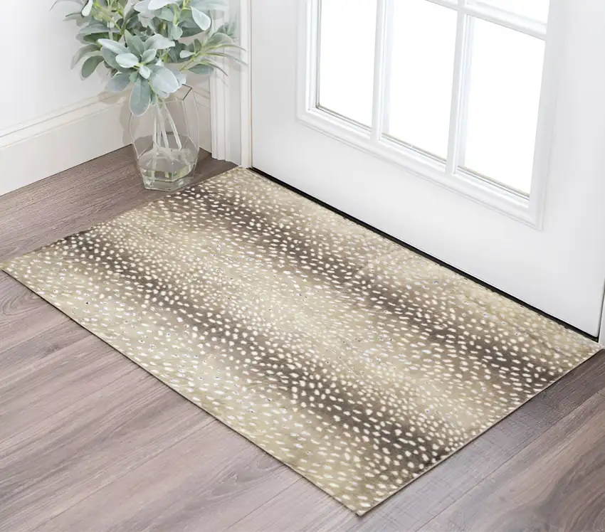 Beige Gazelle Print Shag Handmade Non Skid Area Rug Photo 1