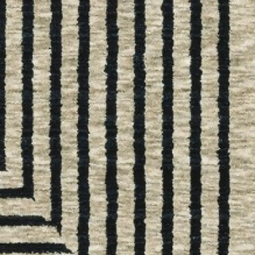 Beige Geometric Area Rug With Fringe Photo 4