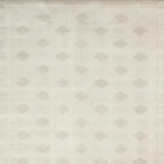 Beige Geometric Area Rug Photo 4
