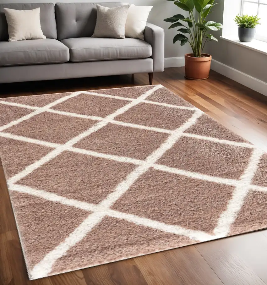 Beige Geometric Area Rug Photo 1