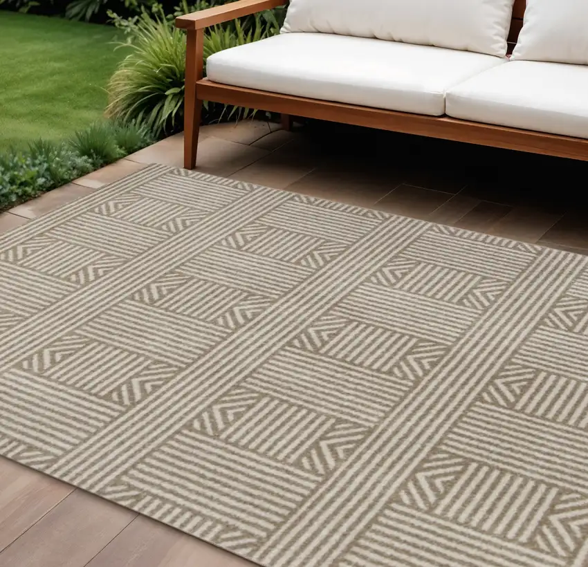 Beige And Ivory Geometric Indoor Outdoor Area Rug Photo 1