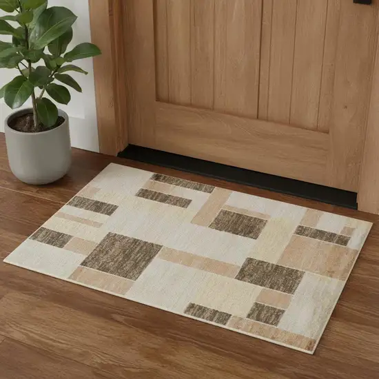 Beige Geometric Power Loom Area Rug Photo 1