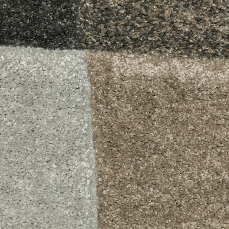 Beige Geometric Power Loom Stain Resistant Area Rug Photo 1