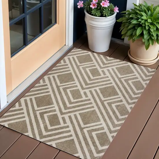 Beige Geometric Indoor Outdoor Area Rug Photo 1