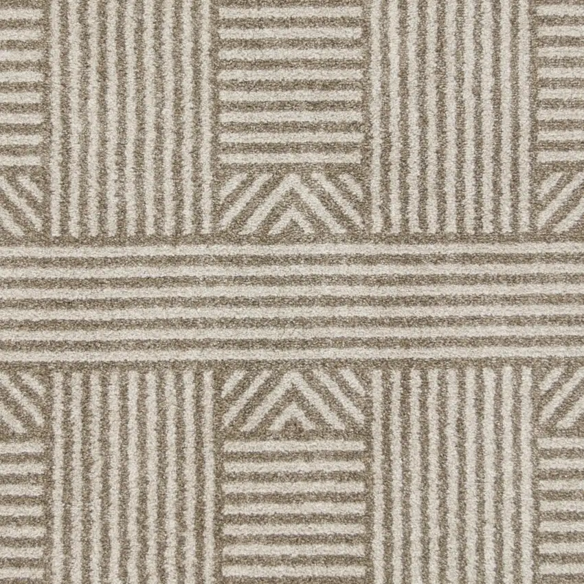 Beige Uv Treated Polypropylene Area Rug Photo 4