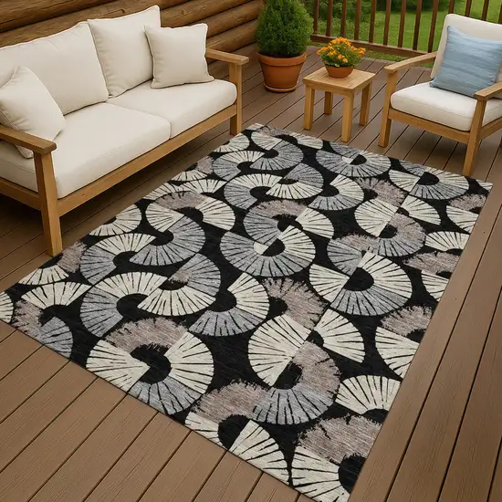 Black And Beige Geometric Washable Indoor Outdoor Area Rug Photo 4