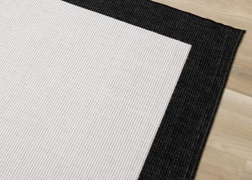 Black And Cream Area Rug Photo 3