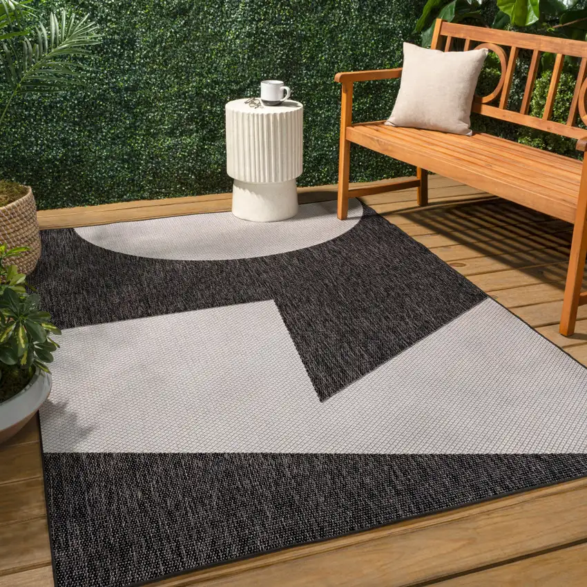 Black And Cream Geometric Indoor Outdoor Area Rug Photo 6