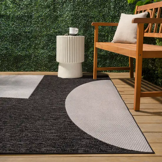 Black And Cream Geometric Indoor Outdoor Area Rug Photo 7
