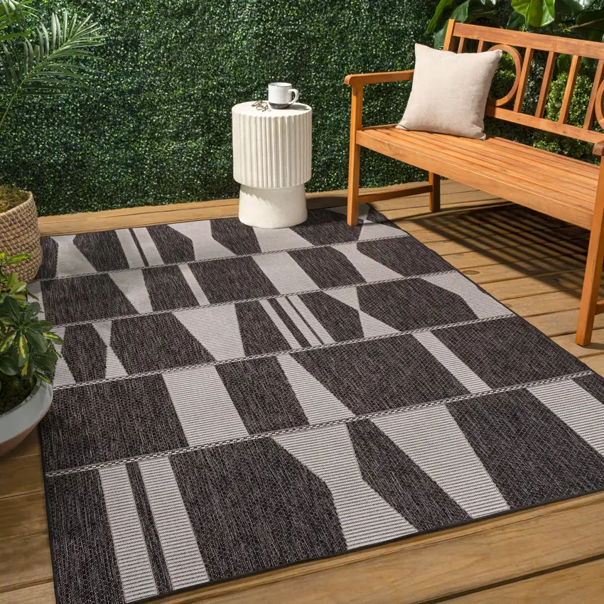 Black And Cream Geometric Indoor Outdoor Area Rug Photo 7