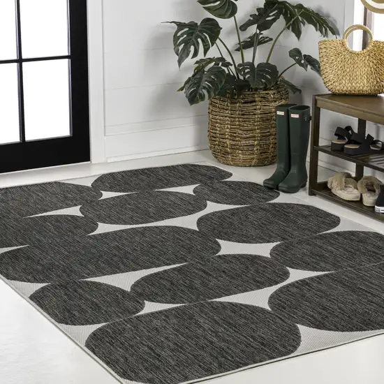 Black And Cream Geometric Indoor Outdoor Area Rug Photo 5