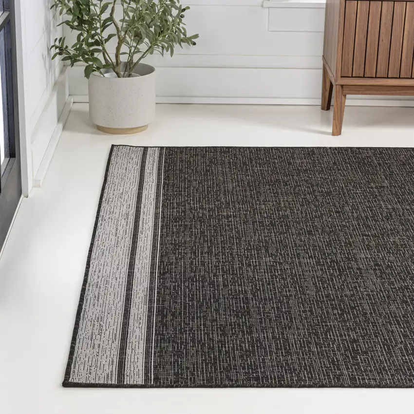 Black And Cream Indoor Outdoor Area Rug Photo 3