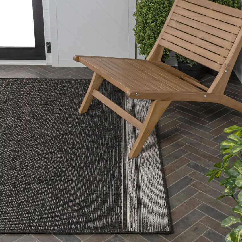Black And Cream Indoor Outdoor Area Rug Photo 6