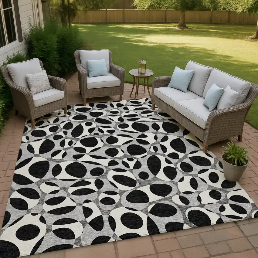 Black And Gray Abstract Washable Indoor Outdoor Area Rug Photo 4
