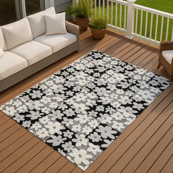 Black And Gray Floral Washable Indoor Outdoor Area Rug Photo 7