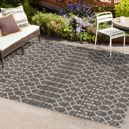Black And Gray Trellis Indoor Outdoor Area Rug Photo 9