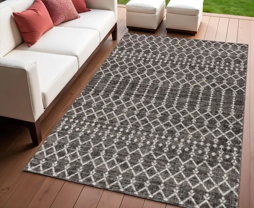 Black And Gray Trellis Indoor Outdoor Area Rug Photo 1