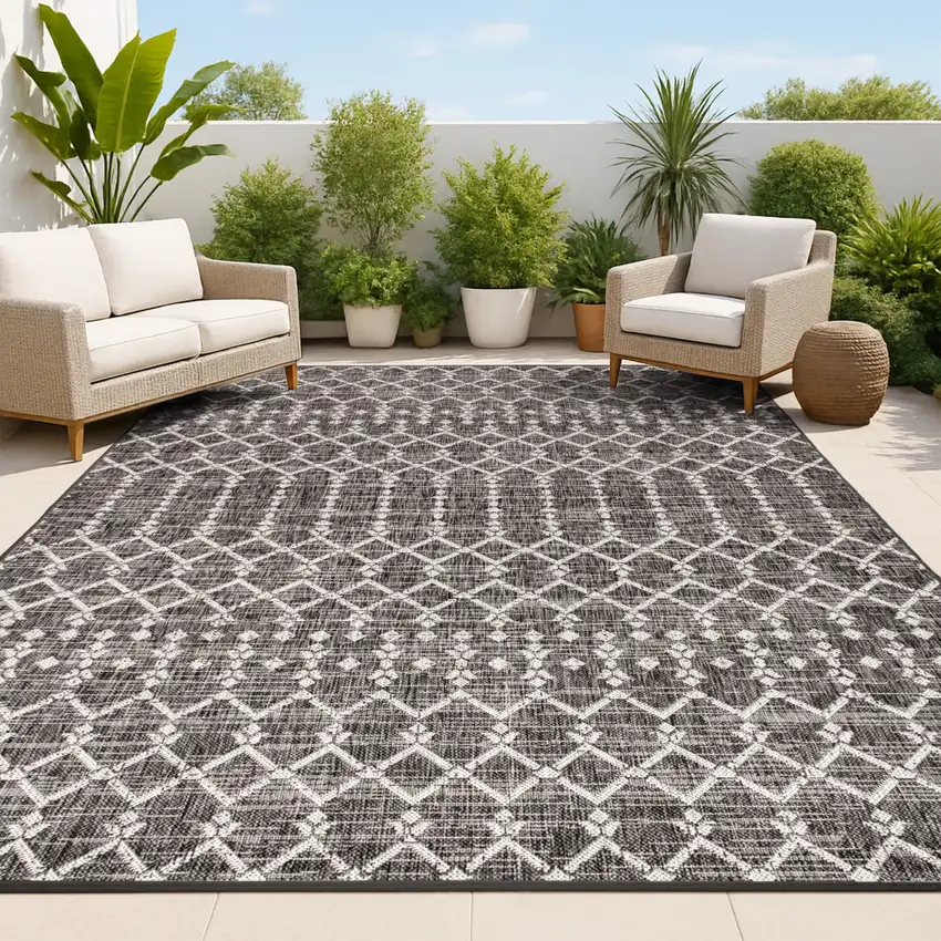 Black And Gray Trellis Indoor Outdoor Area Rug Photo 4