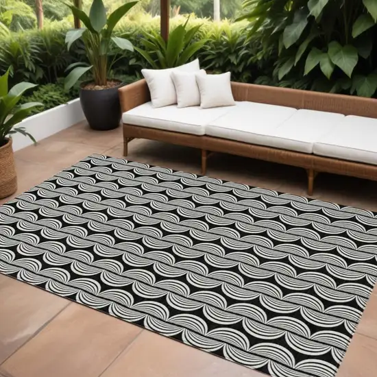 Black And Ivory Ogee Washable Indoor Outdoor Area Rug Photo 1