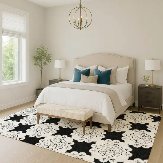 Black And Ivory Quatrefoil Washable Indoor Outdoor Area Rug Photo 8