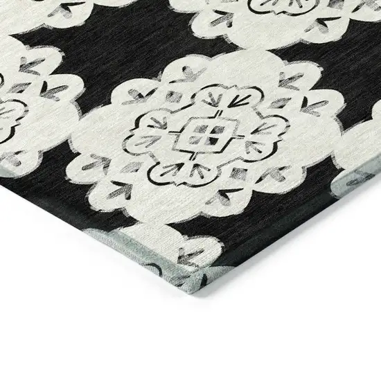 Black And Ivory Quatrefoil Washable Indoor Outdoor Area Rug Photo 5