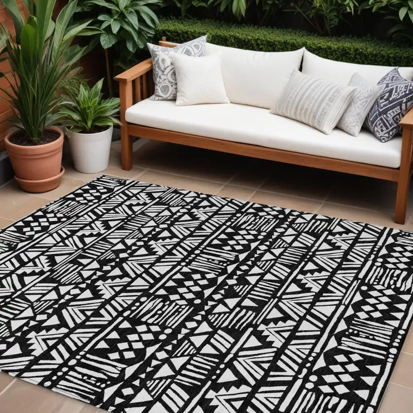 Black And Ivory Southwestern Washable Indoor Outdoor Area Rug Photo 1