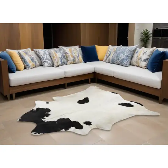 Black And White Cowhide Hand Knotted Area Rug Photo 1
