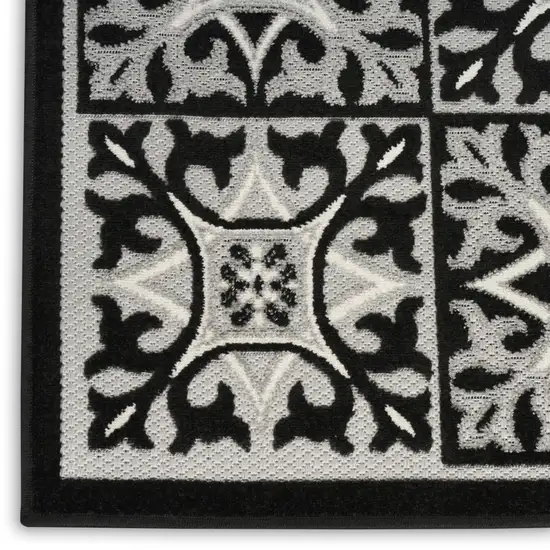 Black And White Fleur De Lis Stain Resistant Non Skid Area Rug Photo 4