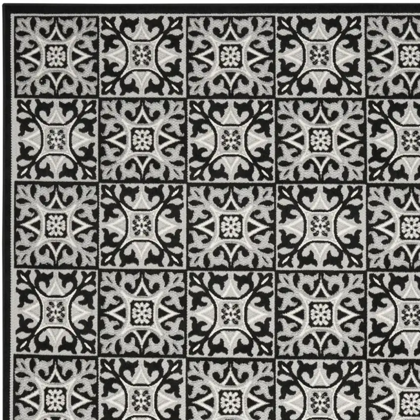 Black and White Geometric Non Skid Indoor Outdoor Area Rug Photo 5