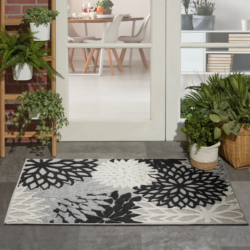 Black And White Floral Power Loom Area Rug Photo 8