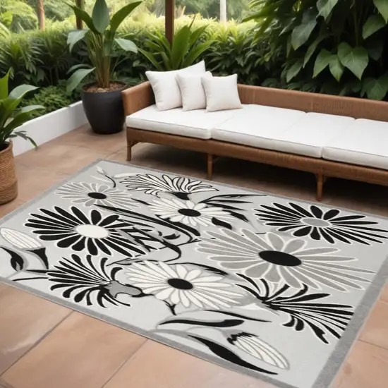 Black And White Floral Stain Resistant Non Skid Area Rug Photo 1