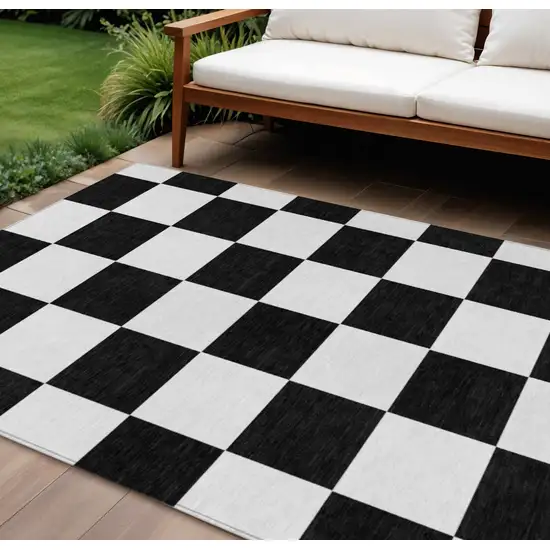 Black And White Geometric Washable Indoor Outdoor Area Rug Photo 1