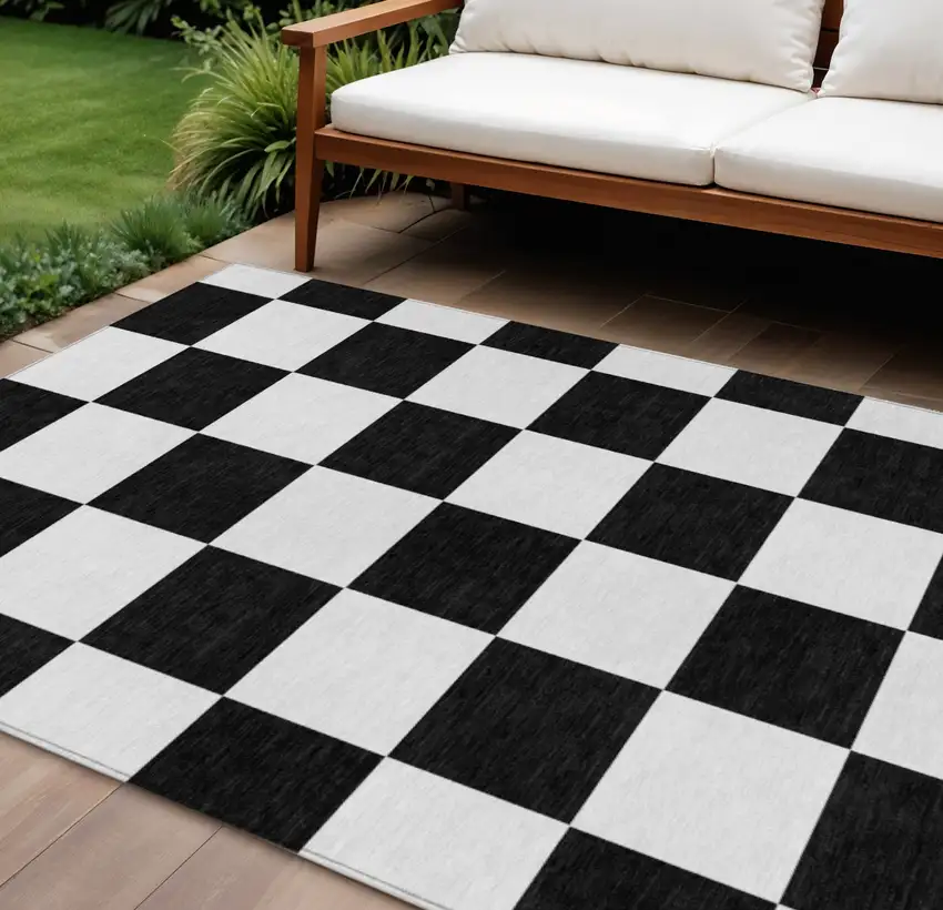 Black And White Geometric Washable Indoor Outdoor Area Rug Photo 1