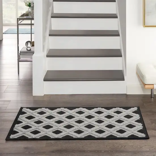 Black And White Indoor Outdoor Area Rug Photo 8