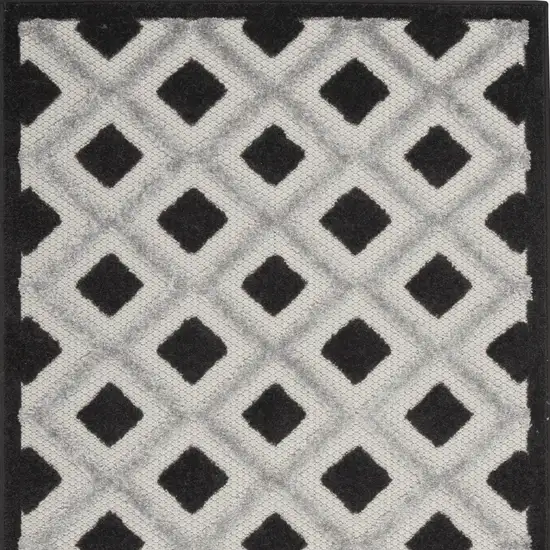Black And White Gingham Non Skid Indoor Outdoor Area Rug Photo 4