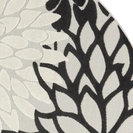 Black And White Indoor Outdoor Area Rug Photo 5