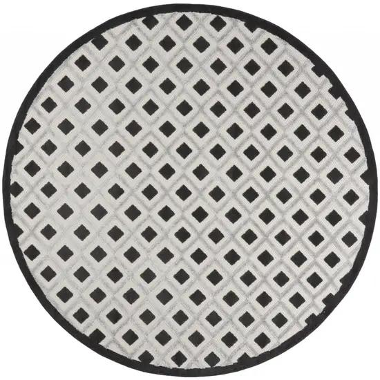Black And White Round Gingham Non Skid Indoor Outdoor Area Rug Photo 1