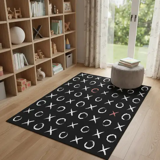 Black And White XOXO Youthful Washable Area Rug Photo 1