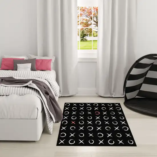 Black And White XOXO Youthful Washable Area Rug Photo 6